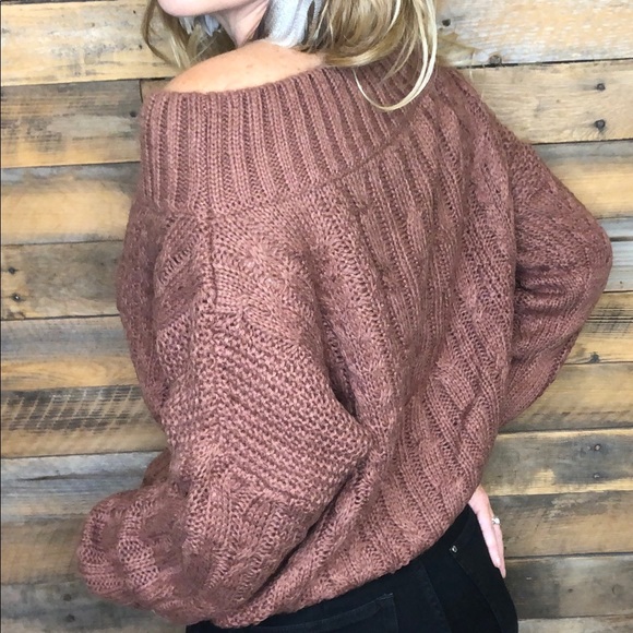 Sweater - Picture 3 of 6